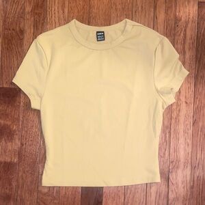 SHEIN Soft Yellow Short Sleeve Tee
